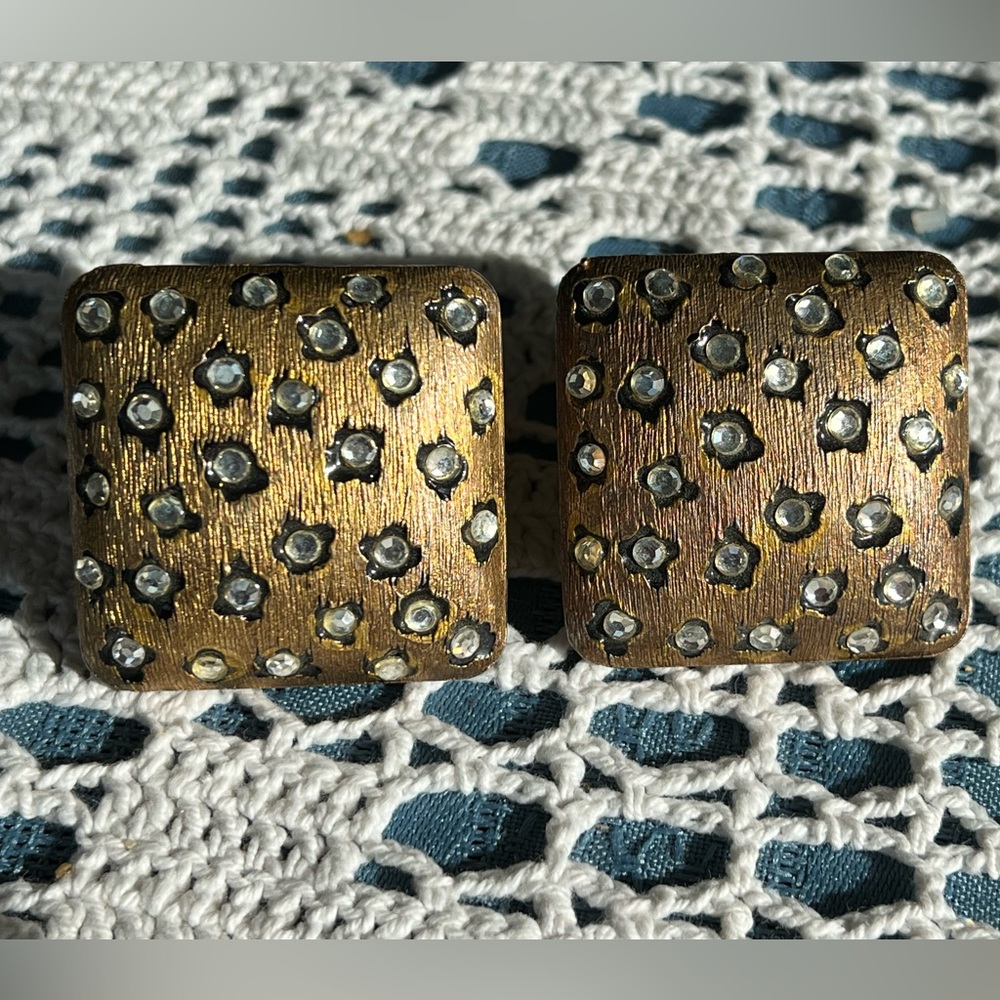 Huge vintage designer GEM CRAFT clip on earrings made in USA 🇺🇸